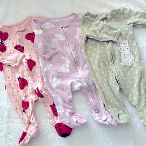 Baby pajamas 
Double zip pajamas 
Baby girl pajamas 3 months